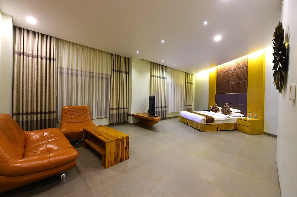 Luxury hotel rooms in Anand Gujarat with modern facilities